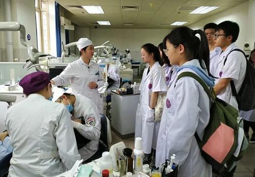 石家莊冀聯(lián)醫(yī)學(xué)院2021年學(xué)費(fèi)多少？