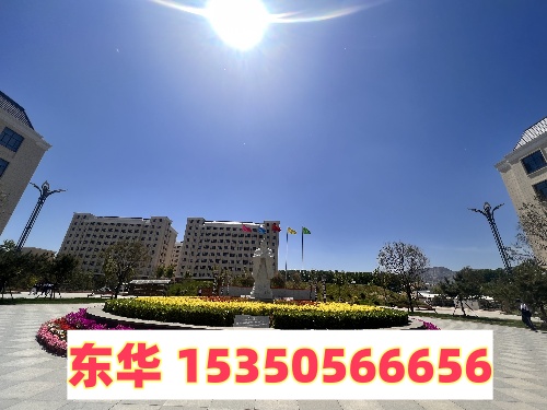 石家莊東華鐵路學(xué)校是在市區(qū)嗎？